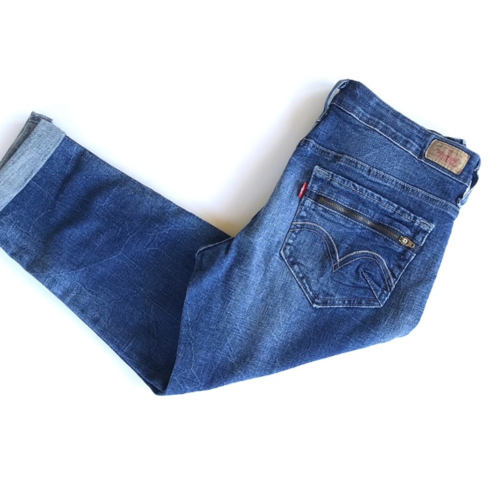 Levi’s capris
